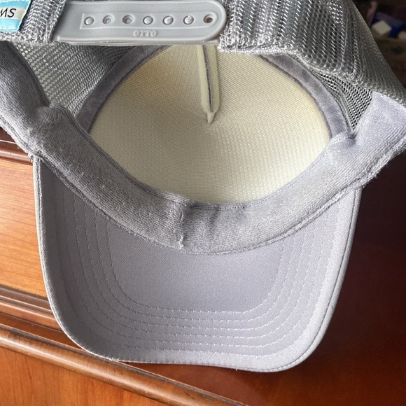 TOMS Grassroots Good Trucker Hat Cap Gray Pink GUC - Picture 5 of 5